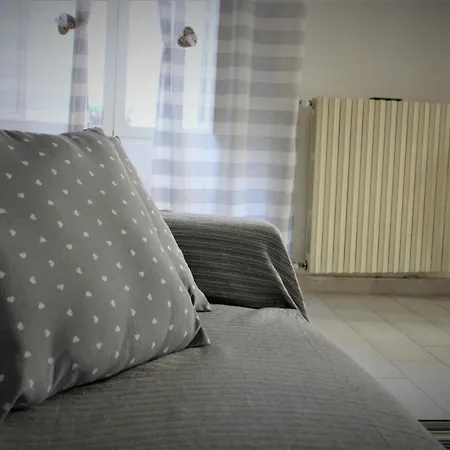 B E B La Fontana Del Carmine Апартаменты