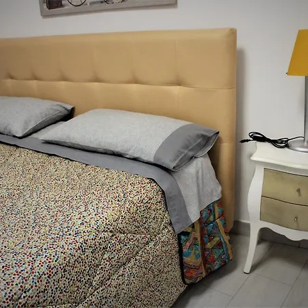 B E B La Fontana Del Carmine Апартаменты *